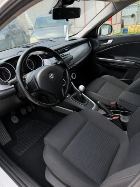 Alfa Romeo Giulietta 1.4 TURBO BENZIN / ГАЗ | Auto.bg — изображение 8 Alfa Romeo Giulietta 1.4 TURBO BENZIN / ГАЗ | Auto.bg — изображение 8