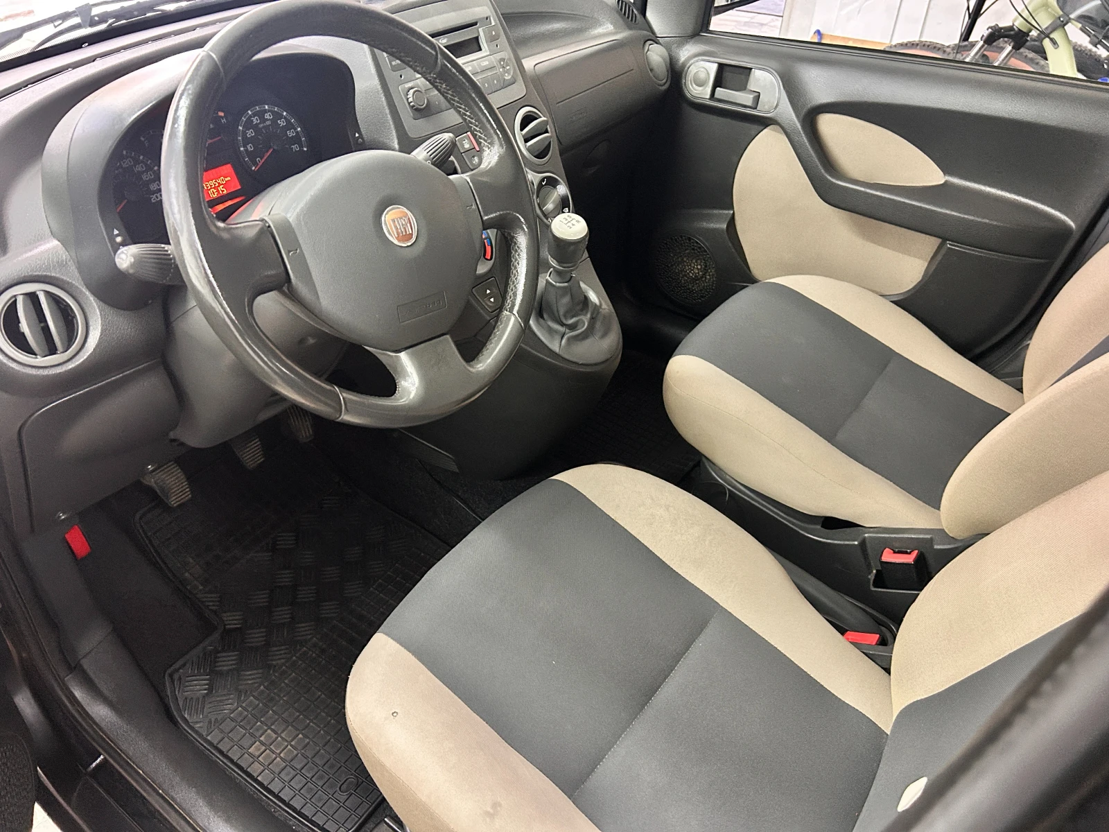 Fiat Panda 1.2i 4x4 Freestyle - изображение 7 | Auto.bg Fiat Panda 1.2i 4x4 Freestyle - изображение 7