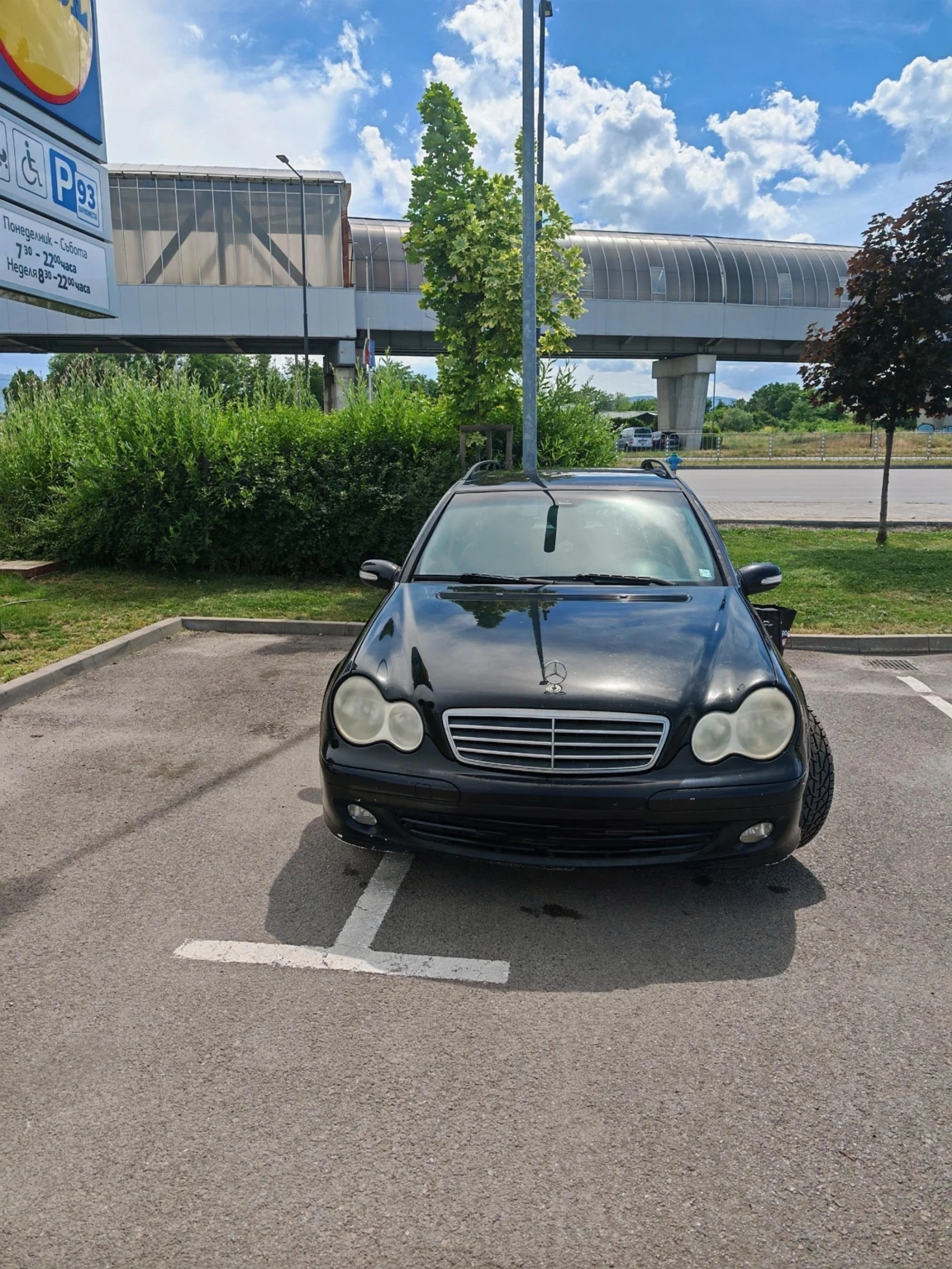 Mercedes-Benz C 220 undefined | Auto.bg — изображение 1 Mercedes-Benz C 220 undefined | Auto.bg — изображение 1