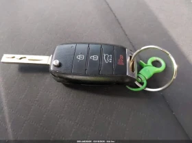 Kia Sorento 2.4L I-4 DI, DOHC, VVT, 185HP Front Wheel Drive - 6900 € / 13495.23 лв. - 69115739 11 | Car24.bg Kia Sorento 2.4L I-4 DI, DOHC, VVT, 185HP Front Wheel Drive - 6900 € / 13495.23 лв. - 69115739 11