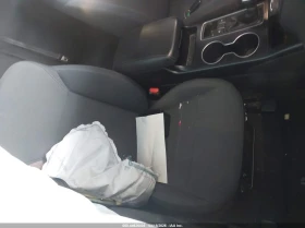 Kia Sorento 2.4L I-4 DI, DOHC, VVT, 185HP Front Wheel Drive - 6900 € / 13495.23 лв. - 69115739 5 | Car24.bg Kia Sorento 2.4L I-4 DI, DOHC, VVT, 185HP Front Wheel Drive - 6900 € / 13495.23 лв. - 69115739 5