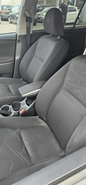 Toyota Corolla Verso | Auto.bg — изображение 4 Toyota Corolla Verso | Auto.bg — изображение 4