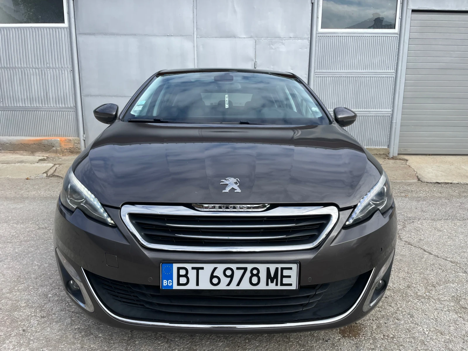 Peugeot 308 1.6HDi 115HP* Панорама* Камера* Дистроник - изображение 2 | Auto.bg Peugeot 308 1.6HDi 115HP* Панорама* Камера* Дистроник - изображение 2