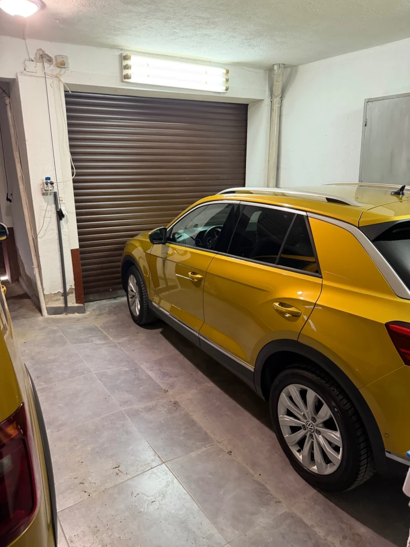 VW T-Roc - 22200 € - 35197342 1 | Car24.bg VW T-Roc - 22200 € - 35197342 1