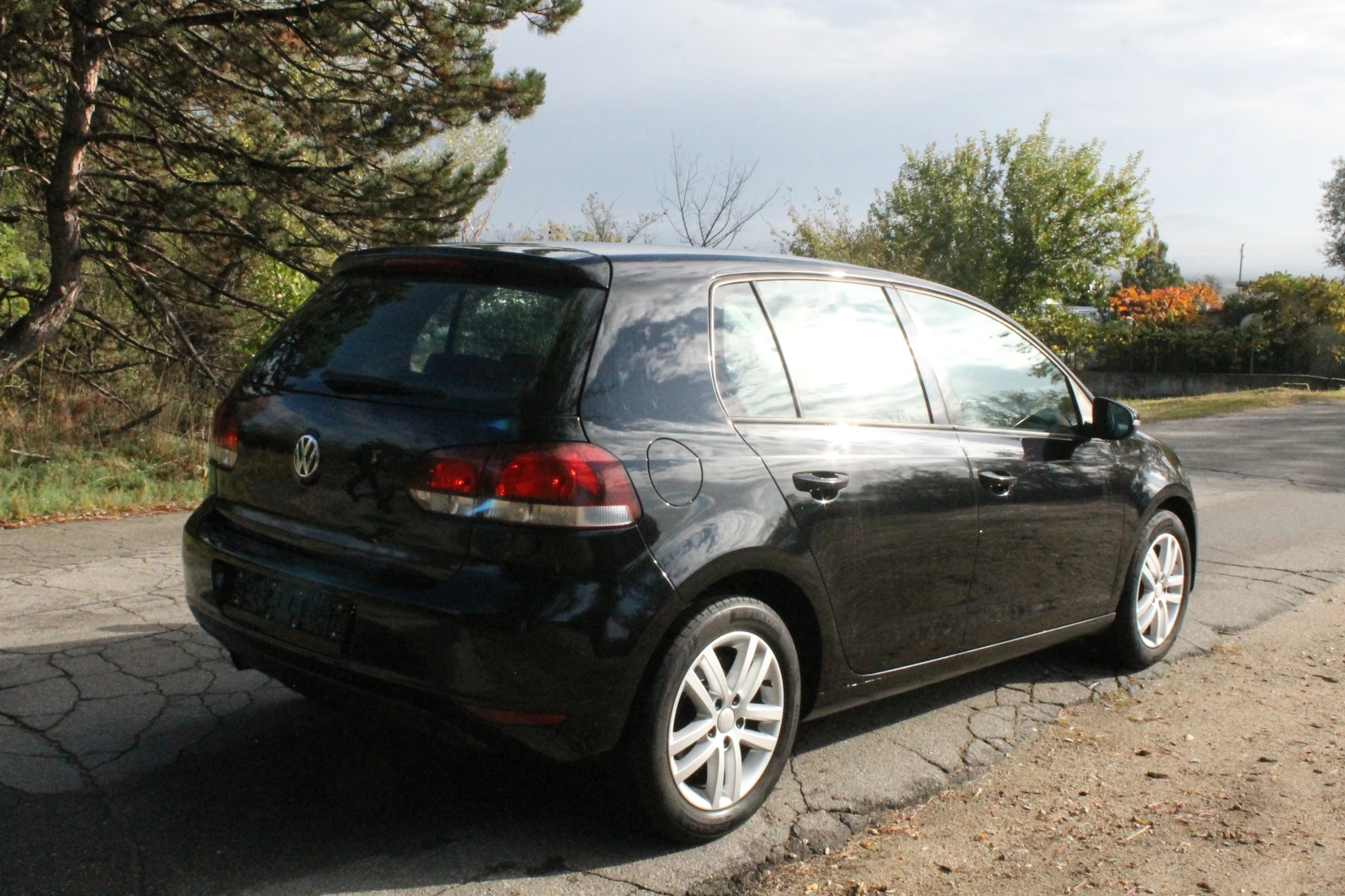 VW Golf 192000км.НОВ ВНОС, ИТАЛИЯ, evro 5A - изображение 4 | Auto.bg VW Golf 192000км.НОВ ВНОС, ИТАЛИЯ, evro 5A - изображение 4