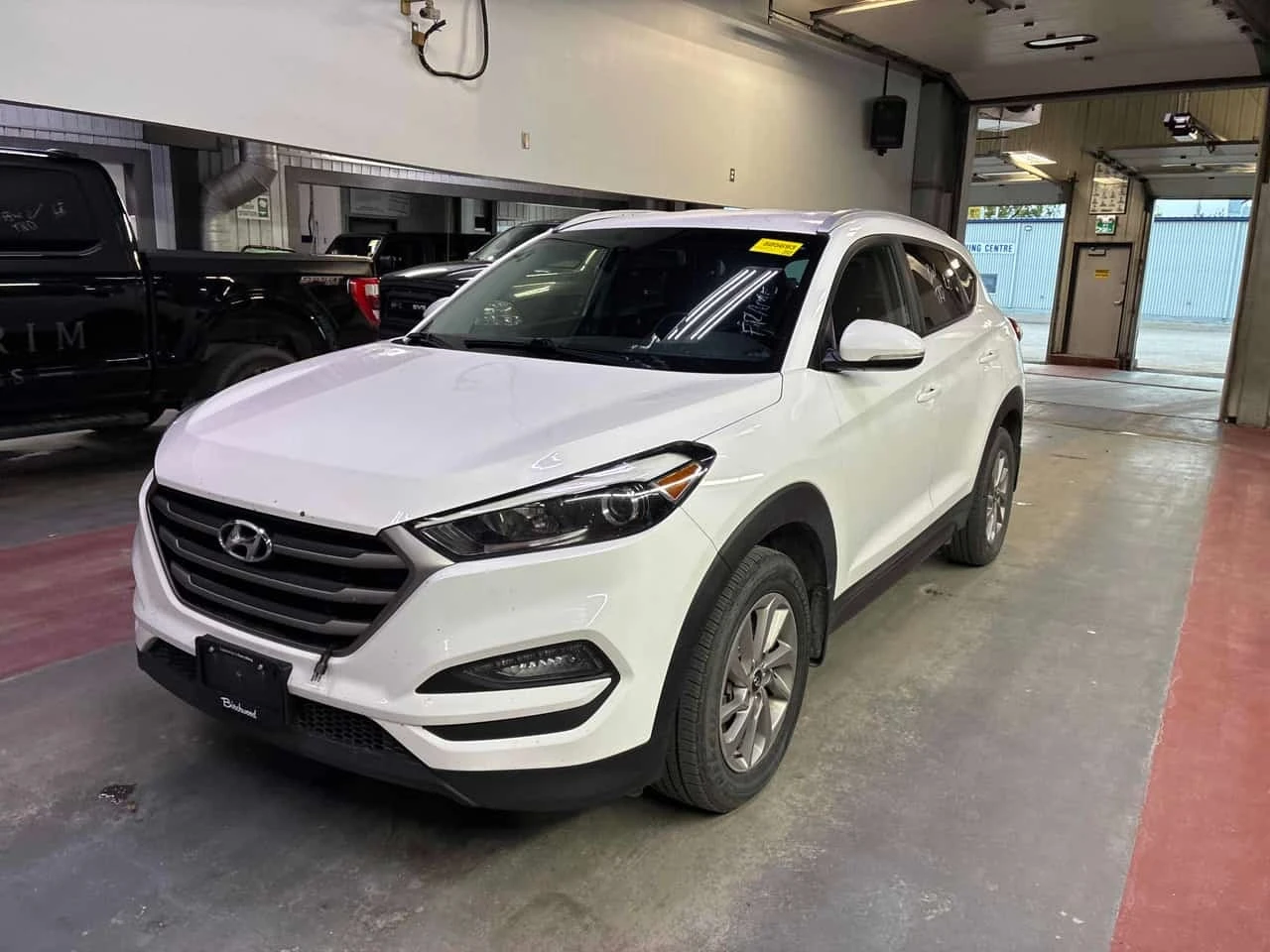 Hyundai Tucson * Premium * CARFAX * ПРЕДСТАВИТЕЛСТВО * | Auto.bg — изображение 1 Hyundai Tucson * Premium * CARFAX * ПРЕДСТАВИТЕЛСТВО * | Auto.bg — изображение 1