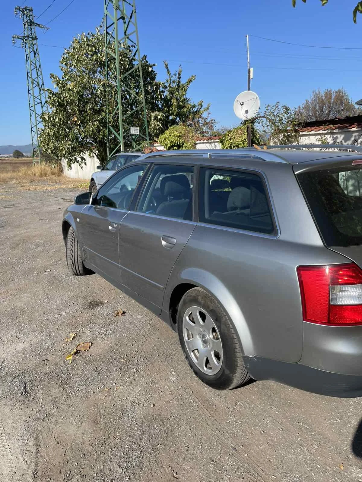 Audi A4 1.9 TDI 4x4 combi  - изображение 4 | Auto.bg Audi A4 1.9 TDI 4x4 combi  - изображение 4