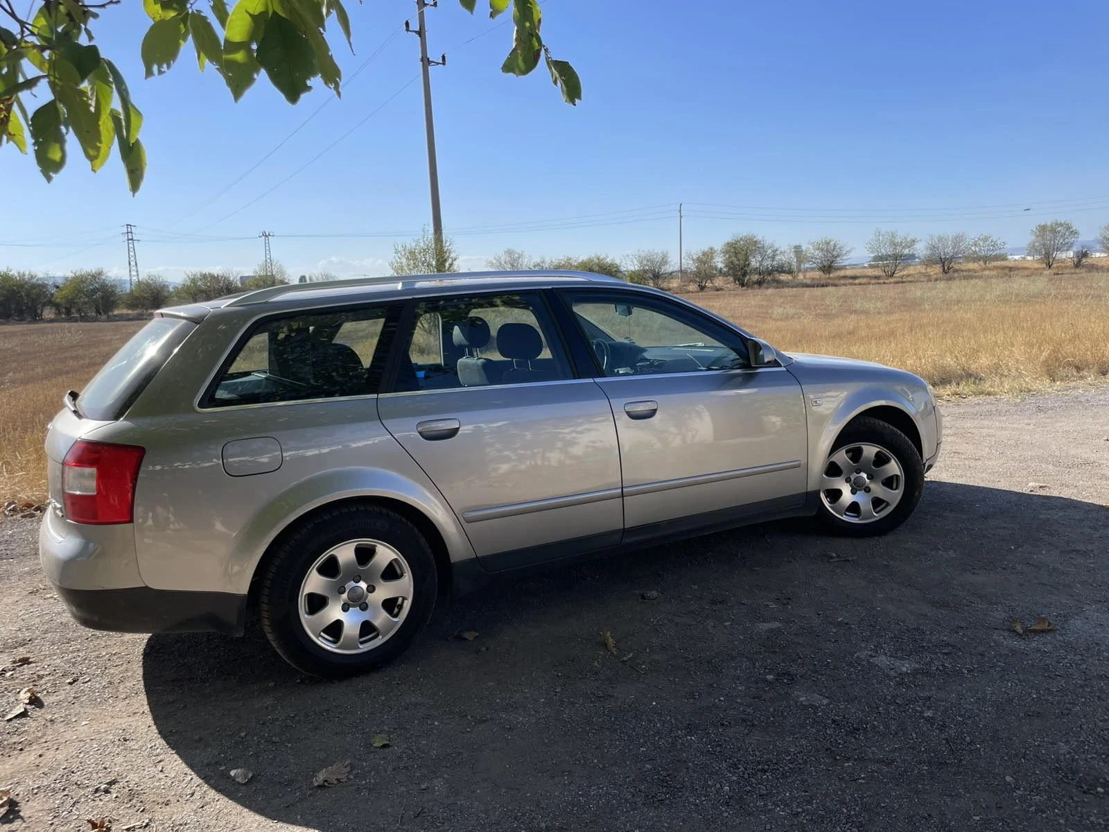 Audi A4 1.9 TDI 4x4 combi  - изображение 6 | Auto.bg Audi A4 1.9 TDI 4x4 combi  - изображение 6