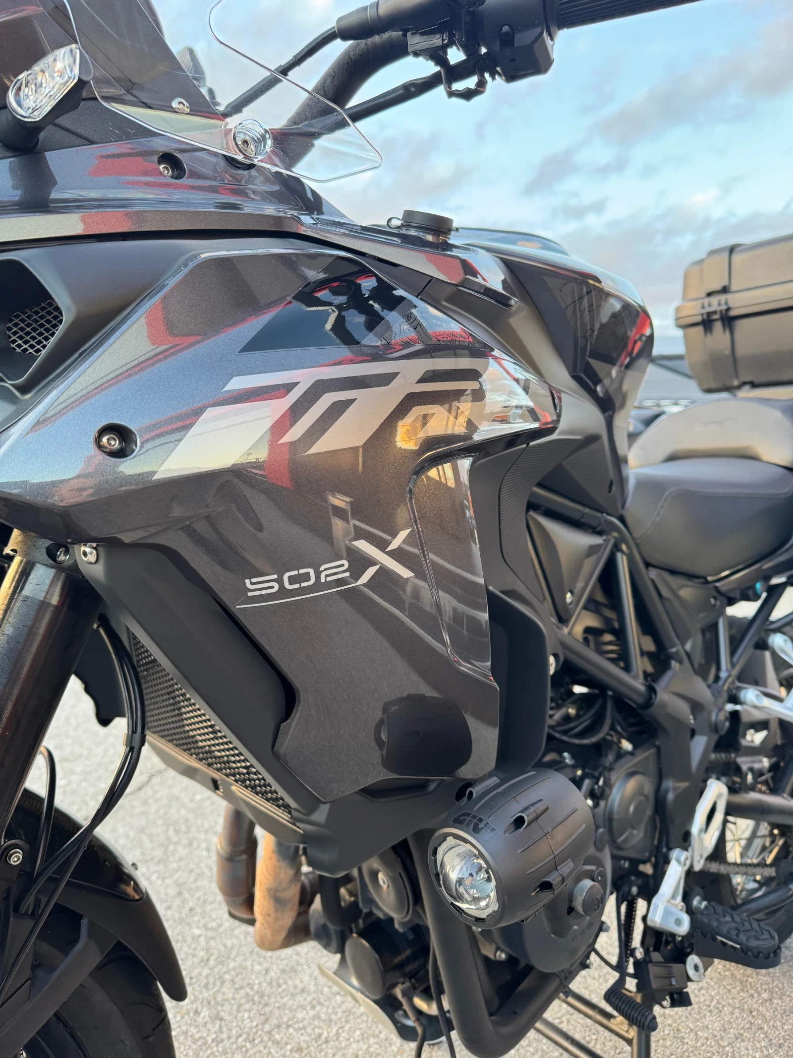 Benelli 500 TRK 502X-ABS-GIVI PACK-КАТО НОВ-A2 - изображение 7 | Auto.bg Benelli 500 TRK 502X-ABS-GIVI PACK-КАТО НОВ-A2 - изображение 7