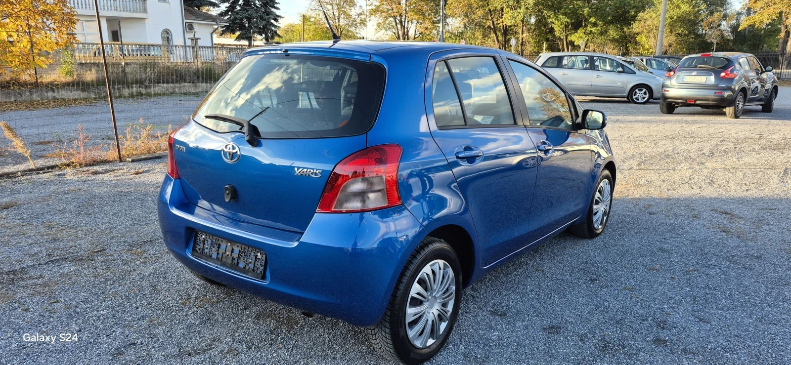 Toyota Yaris 1.3i Бензин  - изображение 4 | Auto.bg Toyota Yaris 1.3i Бензин  - изображение 4