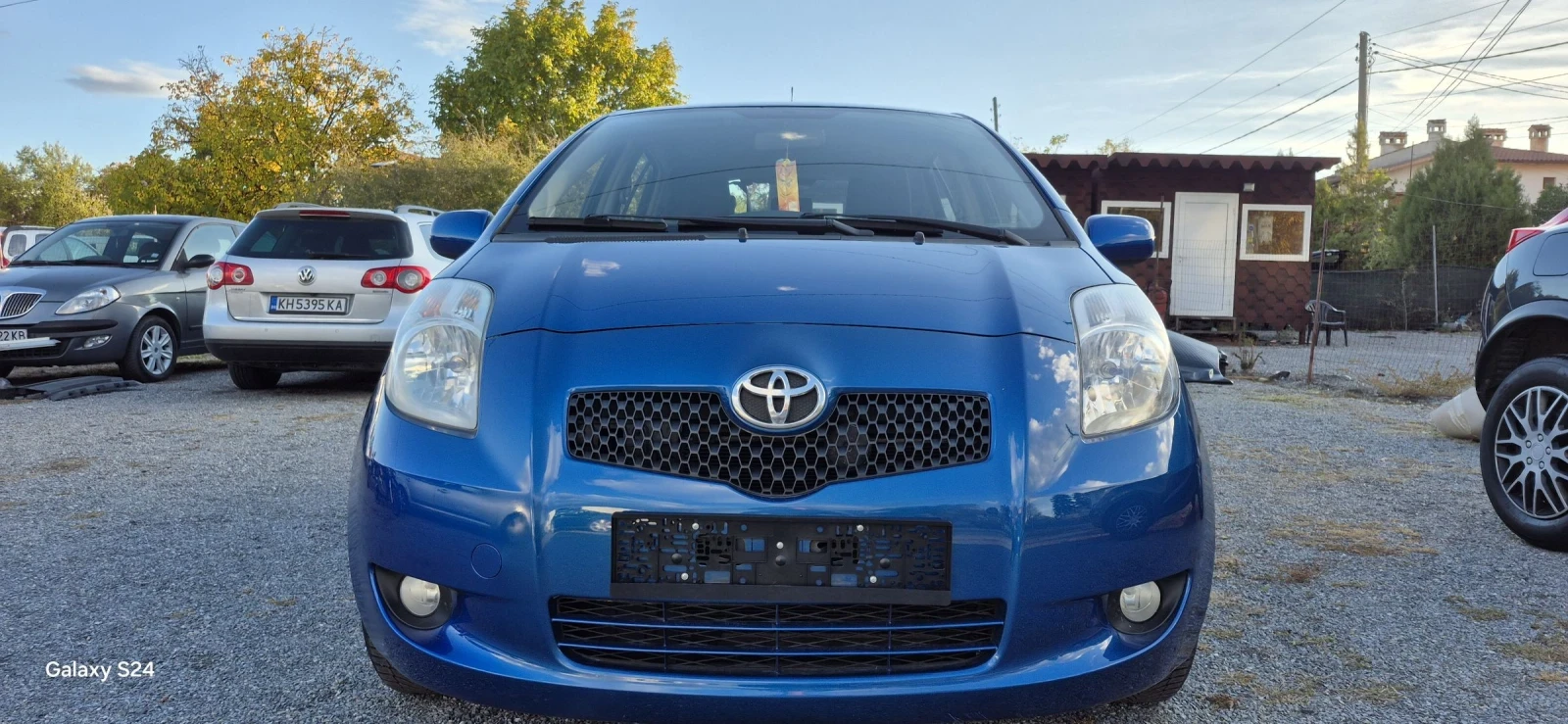 Toyota Yaris 1.3i Бензин  - изображение 2 | Auto.bg Toyota Yaris 1.3i Бензин  - изображение 2