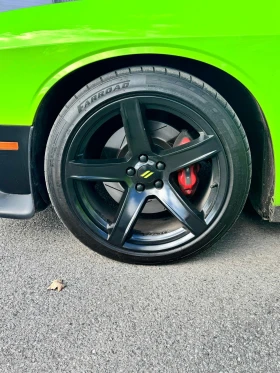 Dodge Challenger Scat Pack * АвтоКредит * (ЦЕНА ДО БГ) - 29900 € - 23373152 6 | Car24.bg Dodge Challenger Scat Pack * АвтоКредит * (ЦЕНА ДО БГ) - 29900 € - 23373152 6