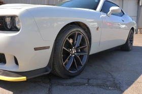 Dodge Challenger 6.4 Scat Pack 485hp - 28500 € - 83937979 6 | Car24.bg Dodge Challenger 6.4 Scat Pack 485hp - 28500 € - 83937979 6