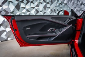 Audi R8 5.2 V10 Performance RWD* Ceramic* Exclusive | Auto.bg — изображение 7 Audi R8 5.2 V10 Performance RWD* Ceramic* Exclusive | Auto.bg — изображение 7