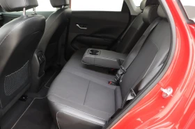 Hyundai Kona e-Kona 48 kWh 98.2% Подгрев Ел Седалки Европейск | Auto.bg — изображение 8 Hyundai Kona e-Kona 48 kWh 98.2% Подгрев Ел Седалки Европейск | Auto.bg — изображение 8
