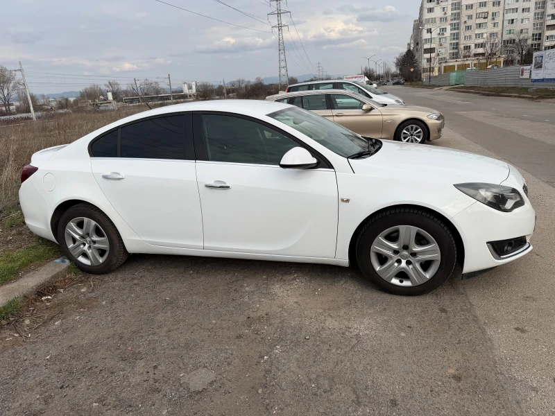 Opel Insignia Седан - 9500 € / 18580.38 лв. - 80622814 1 | Car24.bg Opel Insignia Седан - 9500 € / 18580.38 лв. - 80622814 1