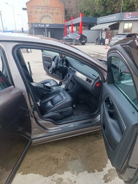 Volvo V70 2.4 D5 185 - 3000 € / 5867.49 лв. - 40550803 4 | Car24.bg Volvo V70 2.4 D5 185 - 3000 € / 5867.49 лв. - 40550803 4
