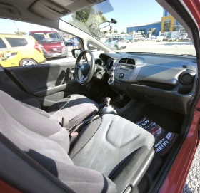 Honda Jazz 1.4i AUTOMATIC EURO5 | Auto.bg — изображение 9 Honda Jazz 1.4i AUTOMATIC EURO5 | Auto.bg — изображение 9