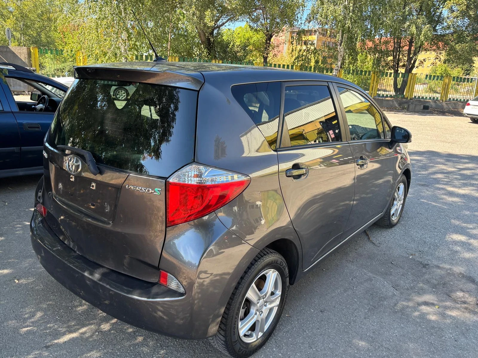 Toyota Yaris Verso S 1.3 камера 6 скорости - изображение 5 | Auto.bg Toyota Yaris Verso S 1.3 камера 6 скорости - изображение 5