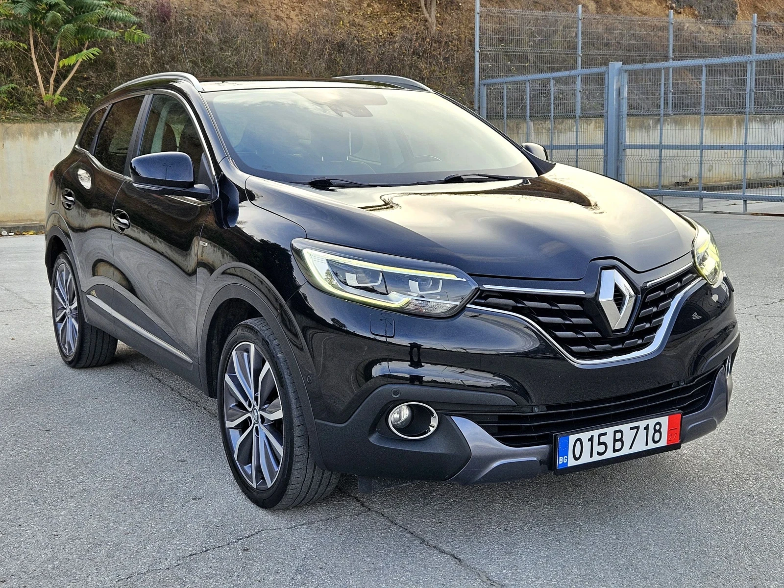 Renault Kadjar 1.2 BOSE - изображение 3 | Auto.bg Renault Kadjar 1.2 BOSE - изображение 3