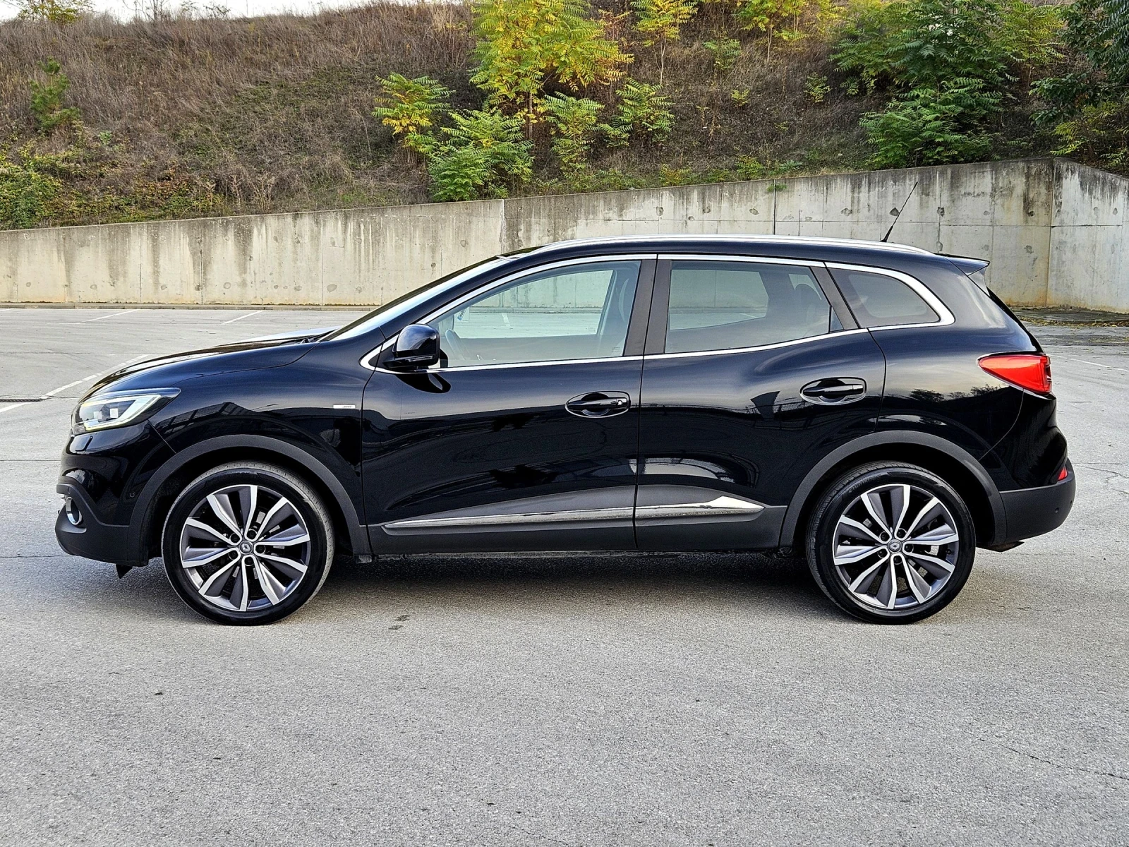 Renault Kadjar 1.2 BOSE - изображение 7 | Auto.bg Renault Kadjar 1.2 BOSE - изображение 7