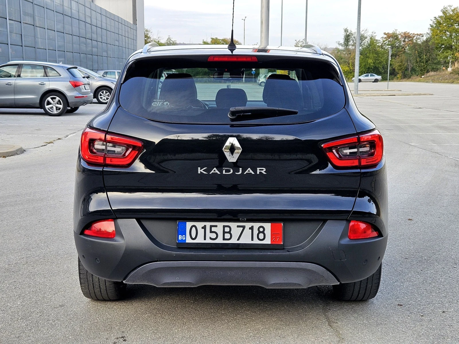 Renault Kadjar 1.2 BOSE - изображение 5 | Auto.bg Renault Kadjar 1.2 BOSE - изображение 5