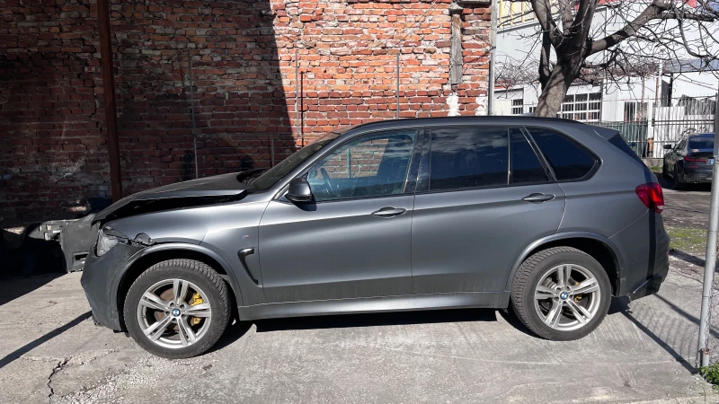 BMW X5 30d M Paket - 12500 € / 24447.88 лв. - 70662302 1 | Car24.bg BMW X5 30d M Paket - 12500 € / 24447.88 лв. - 70662302 1