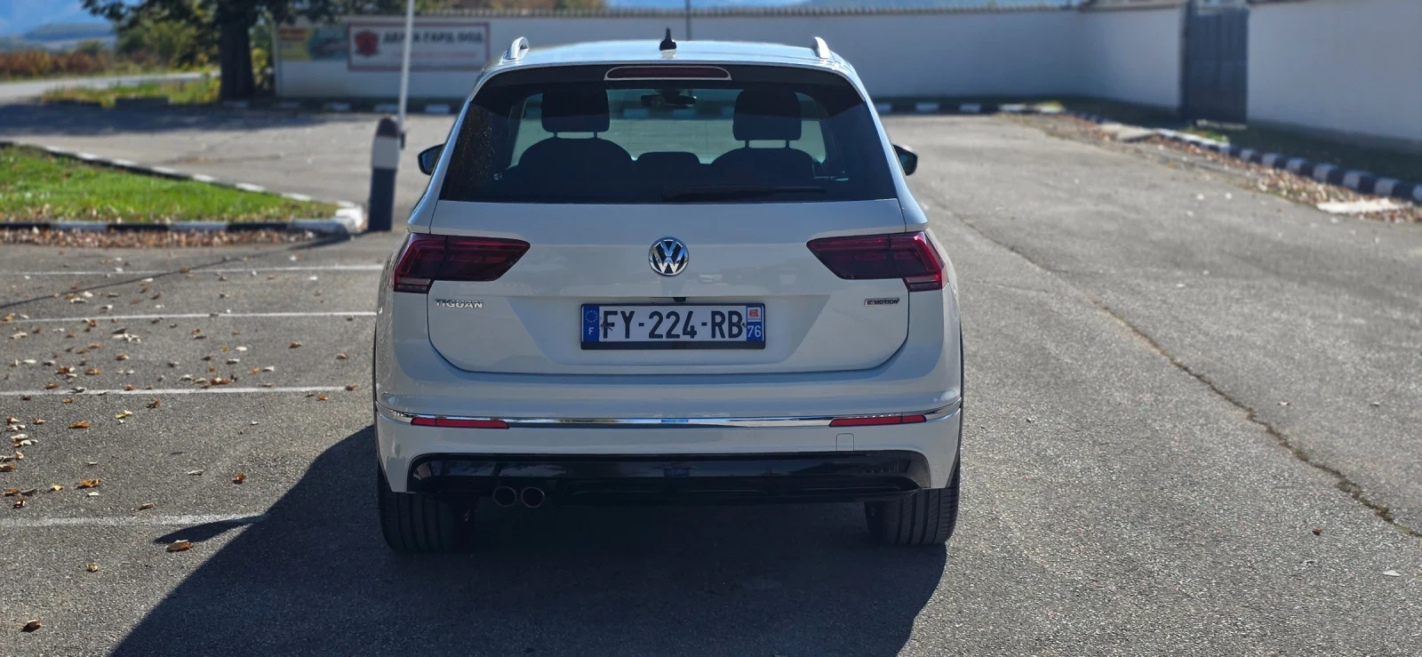 VW Tiguan R-Line 4 Motion 2.0 150hp - изображение 7 | Auto.bg VW Tiguan R-Line 4 Motion 2.0 150hp - изображение 7