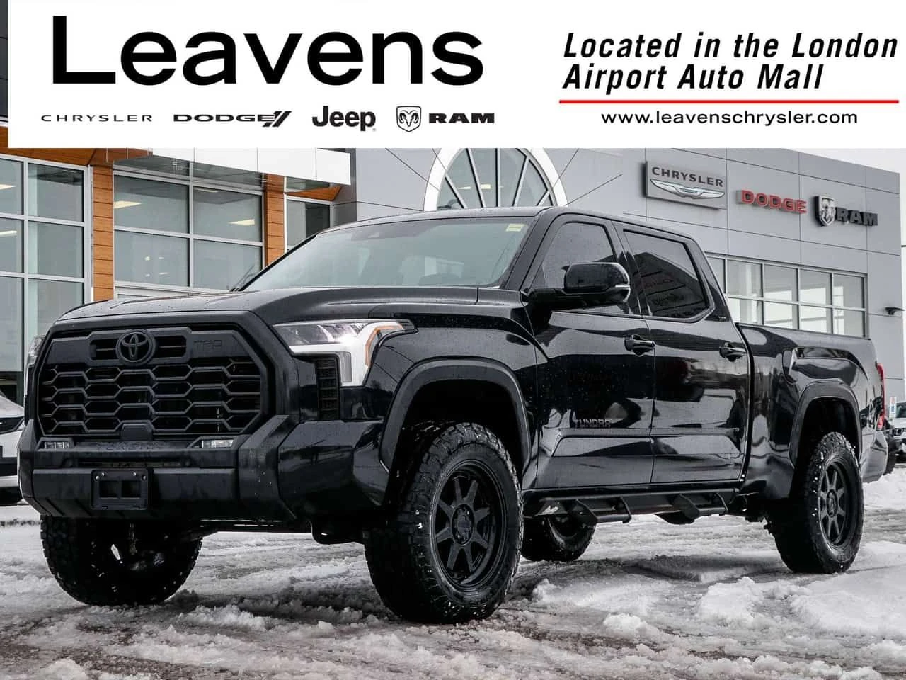 Toyota Tundra SR5 CARFAX | Auto.bg — изображение 1 Toyota Tundra SR5 CARFAX | Auto.bg — изображение 1