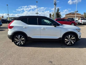 Volvo XC40 Recharge P8 eAWD Pure Electric / CARFAX - 24000 € - 30506674 3 | Car24.bg Volvo XC40 Recharge P8 eAWD Pure Electric / CARFAX - 24000 € - 30506674 3