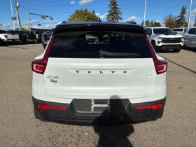 Volvo XC40 Recharge P8 eAWD Pure Electric / CARFAX - 24000 € - 30506674 4 | Car24.bg Volvo XC40 Recharge P8 eAWD Pure Electric / CARFAX - 24000 € - 30506674 4