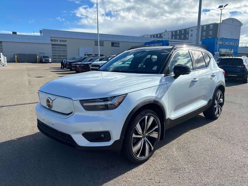 Volvo XC40 Recharge P8 eAWD Pure Electric / CARFAX - 24000 € - 30506674 1 | Car24.bg Volvo XC40 Recharge P8 eAWD Pure Electric / CARFAX - 24000 € - 30506674 1