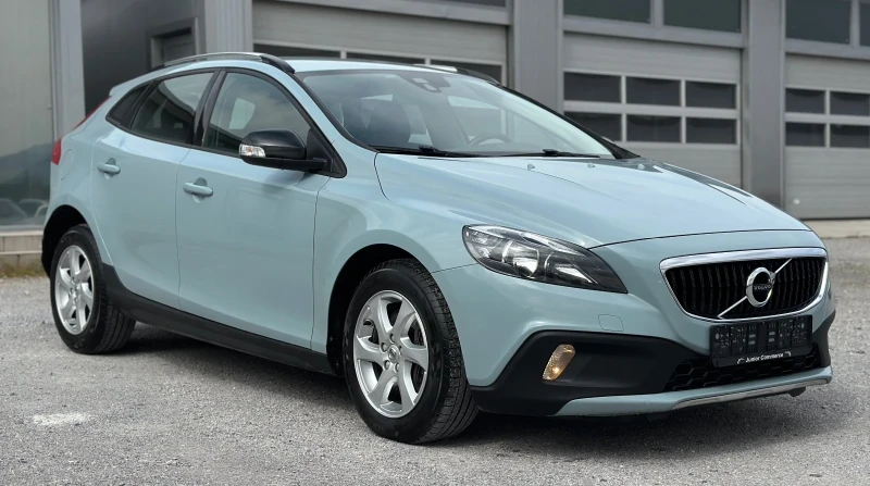 Volvo V40 2.0D-CROSS COUNTRY-KINETIC-УНИКАЛНО СЪСТОЯНИЕ-ТОП - 9200 € / 17993.64 лв. - 55498938 1 | Car24.bg Volvo V40 2.0D-CROSS COUNTRY-KINETIC-УНИКАЛНО СЪСТОЯНИЕ-ТОП - 9200 € / 17993.64 лв. - 55498938 1