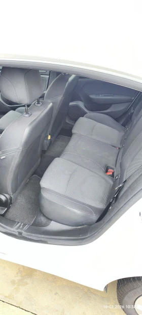 Renault Megane - 10800 € / 21122.96 лв. - 38738330 7 | Car24.bg Renault Megane - 10800 € / 21122.96 лв. - 38738330 7