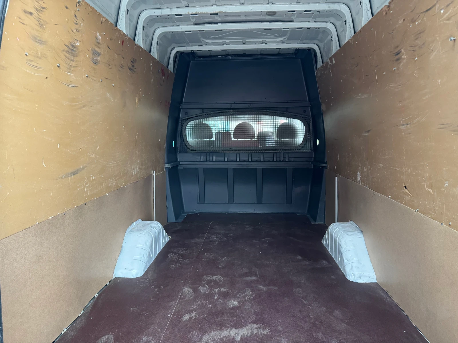 Ford Transit 2.2TDCi* EURO5* MAXI* 5+ 1 места - изображение 8 | Auto.bg Ford Transit 2.2TDCi* EURO5* MAXI* 5+ 1 места - изображение 8