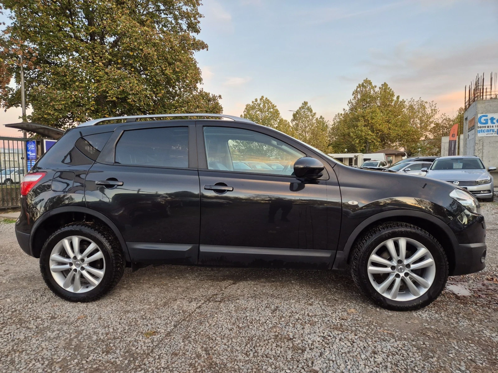 Nissan Qashqai 2, 0DCI-atomat, 4x4-full - изображение 3 | Auto.bg Nissan Qashqai 2, 0DCI-atomat, 4x4-full - изображение 3