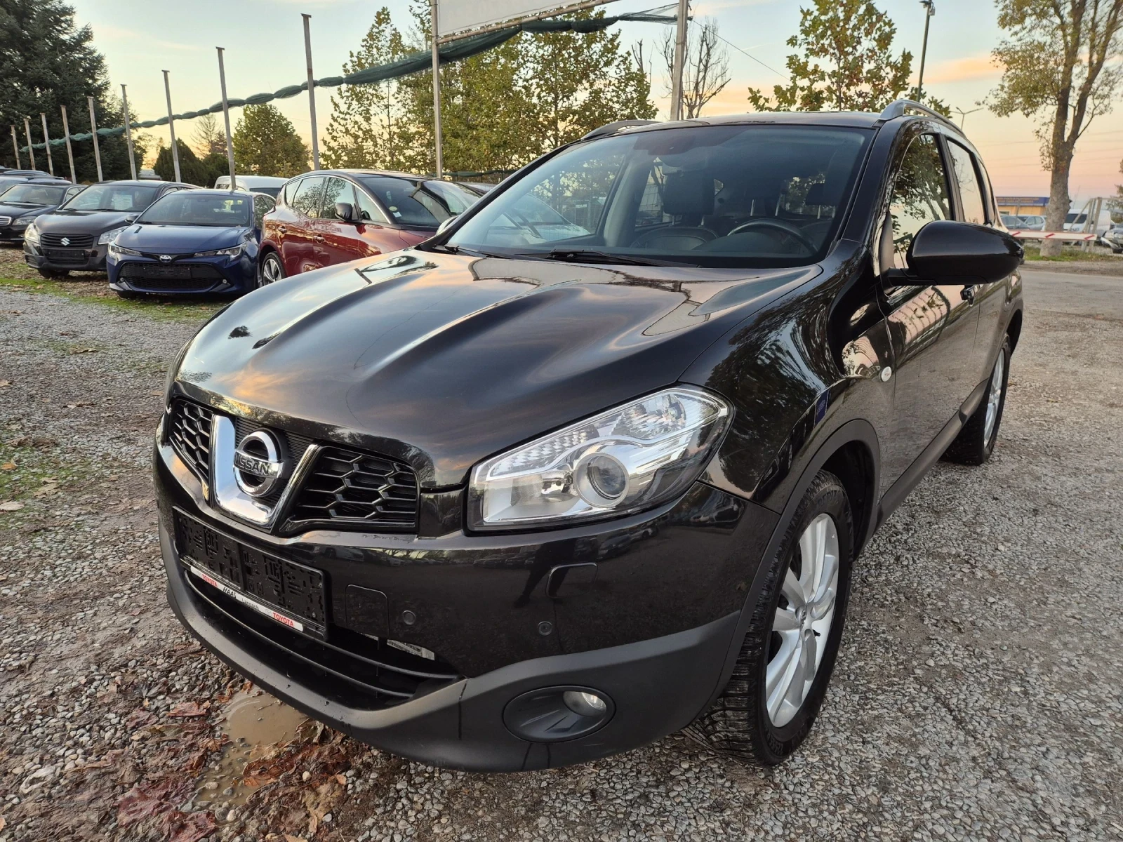 Nissan Qashqai 2, 0DCI-atomat, 4x4-full - изображение 2 | Auto.bg Nissan Qashqai 2, 0DCI-atomat, 4x4-full - изображение 2