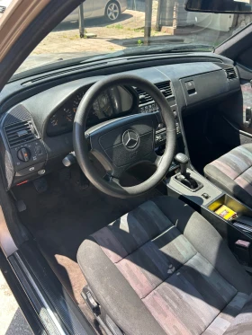 Mercedes-Benz 200 undefined | Auto.bg — изображение 12 Mercedes-Benz 200 undefined | Auto.bg — изображение 12