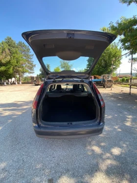Ford Focus 1.6 TDCi | Auto.bg — изображение 8 Ford Focus 1.6 TDCi | Auto.bg — изображение 8