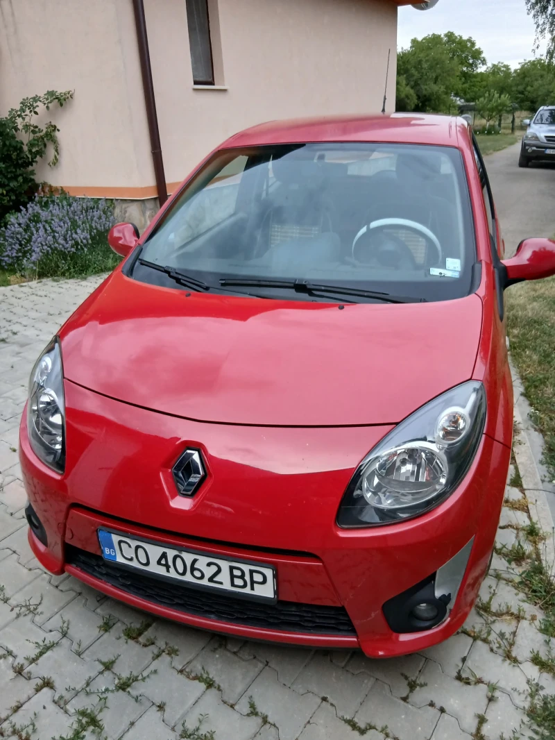 Renault Twingo - 1800 € / 3520.49 лв. - 21508023 1 | Car24.bg Renault Twingo - 1800 € / 3520.49 лв. - 21508023 1