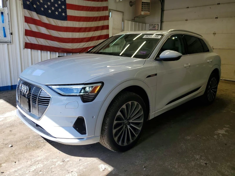 Audi E-Tron PRESTIGE* ОБДУХ* ДИСТРОНИК* ВЪЗДУХ* MATRIX* MАСАЖ* - 16500 € - 18052110 1 | Car24.bg Audi E-Tron PRESTIGE* ОБДУХ* ДИСТРОНИК* ВЪЗДУХ* MATRIX* MАСАЖ* - 16500 € - 18052110 1