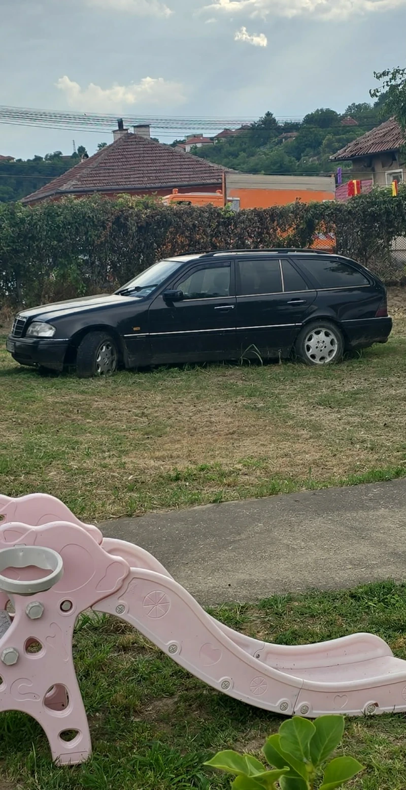 Mercedes-Benz C 250 - 800 € / 1564.66 лв. - 38036534 1 | Car24.bg Mercedes-Benz C 250 - 800 € / 1564.66 лв. - 38036534 1