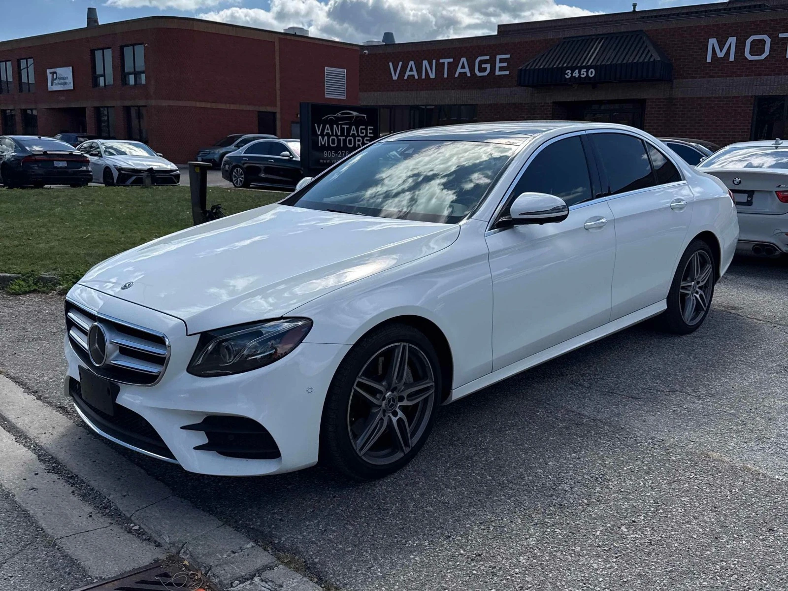 Mercedes-Benz E 350 Цена до България & АвтоКредит | Auto.bg — изображение 1 Mercedes-Benz E 350 Цена до България & АвтоКредит | Auto.bg — изображение 1