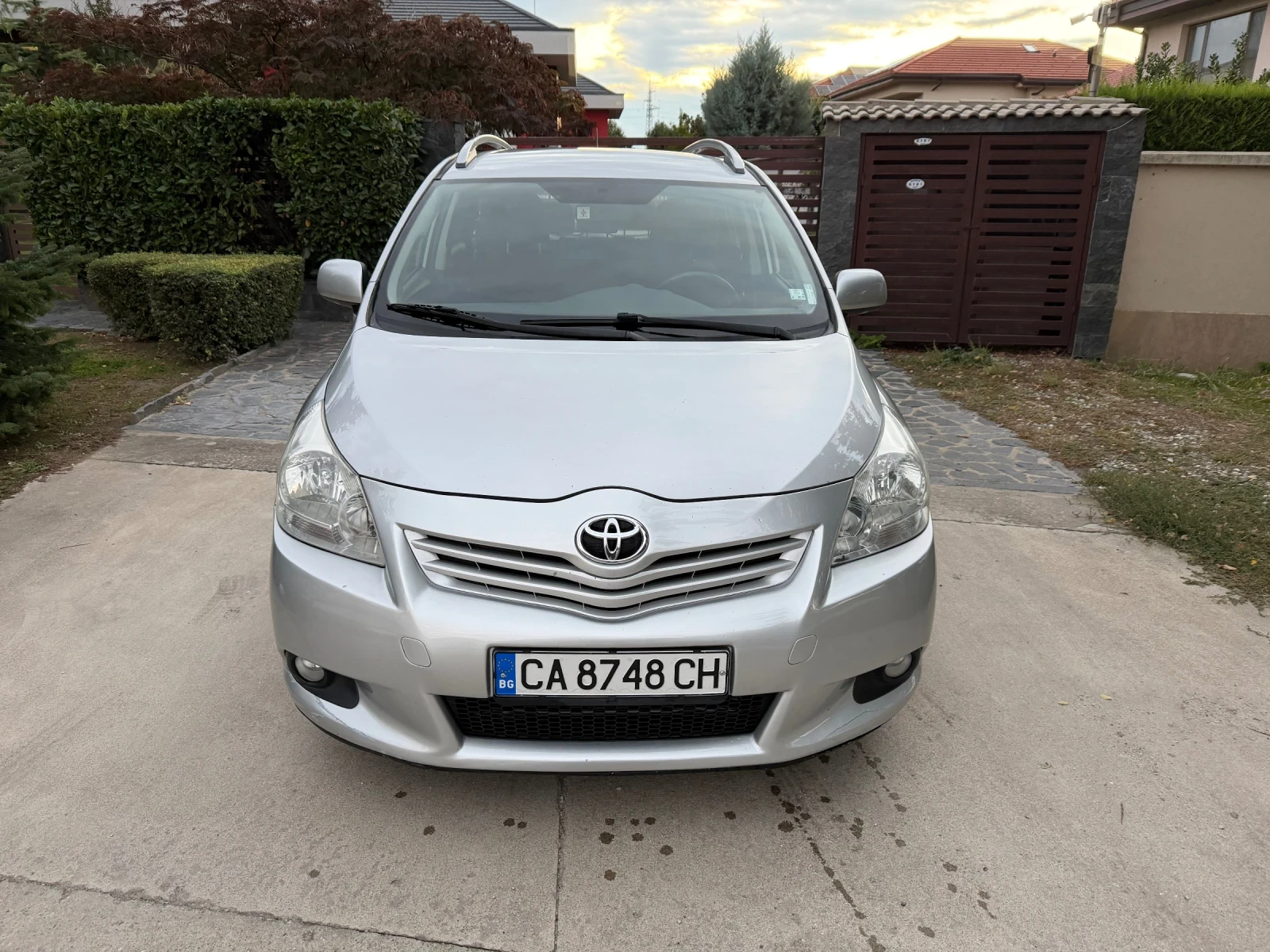 Toyota Verso 7-места възможно за данъчен кредит - изображение 2 | Auto.bg Toyota Verso 7-места възможно за данъчен кредит - изображение 2
