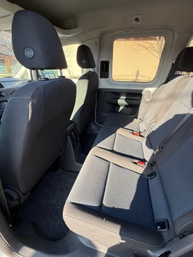 VW Caddy НОВ ВНОС РЕАЛ КМ ТОП СЪСТОЯНИЕ ФУЛ ЕКСТРИ НАВИ - 9200 € / 17993.64 лв. - 61934927 13 | Car24.bg VW Caddy НОВ ВНОС РЕАЛ КМ ТОП СЪСТОЯНИЕ ФУЛ ЕКСТРИ НАВИ - 9200 € / 17993.64 лв. - 61934927 13