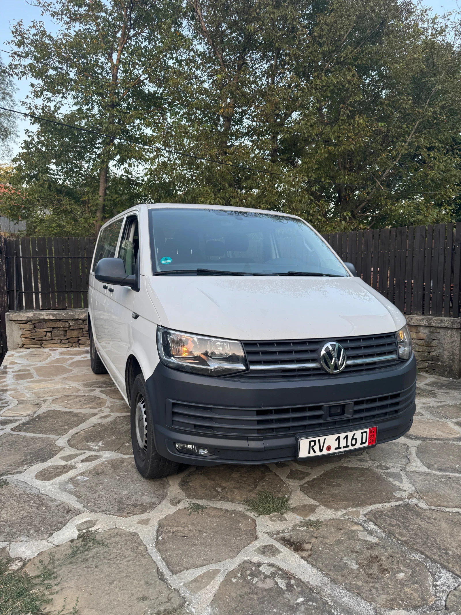 VW T6 2.0 TDI 9 места | Auto.bg — изображение 1 VW T6 2.0 TDI 9 места | Auto.bg — изображение 1