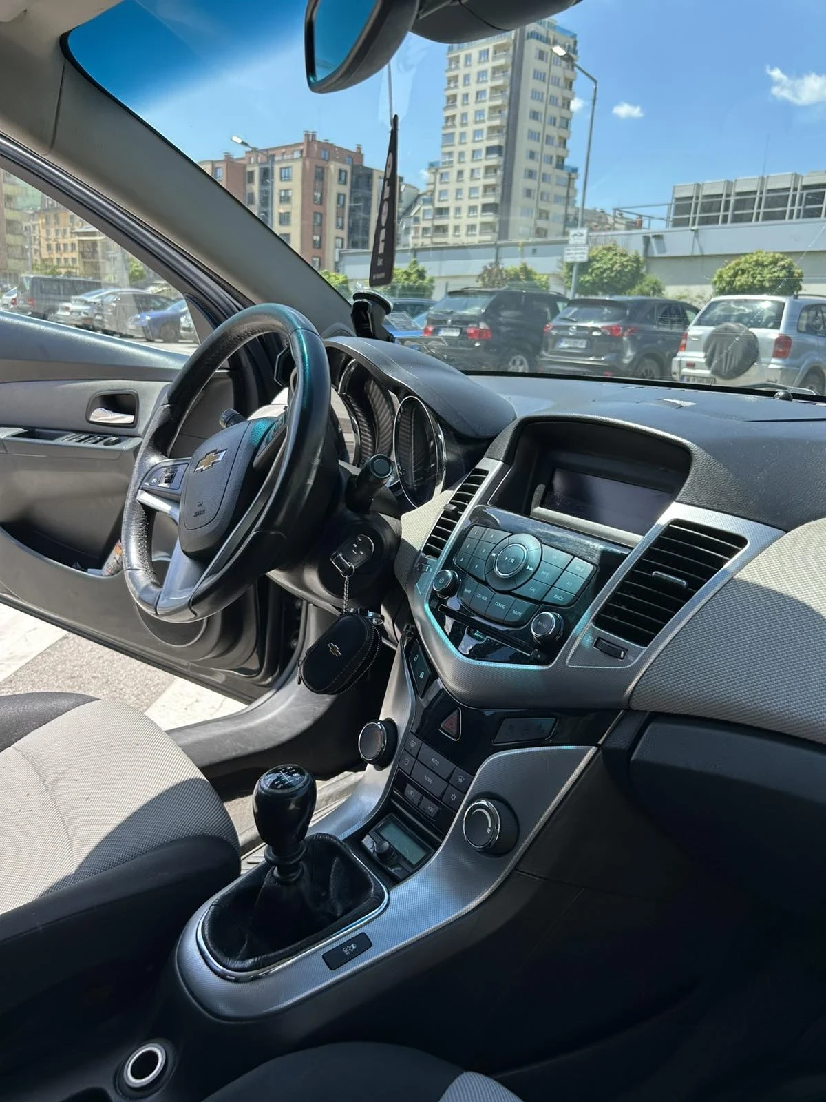 Chevrolet Cruze 2.0 - изображение 3 | Auto.bg Chevrolet Cruze 2.0 - изображение 3