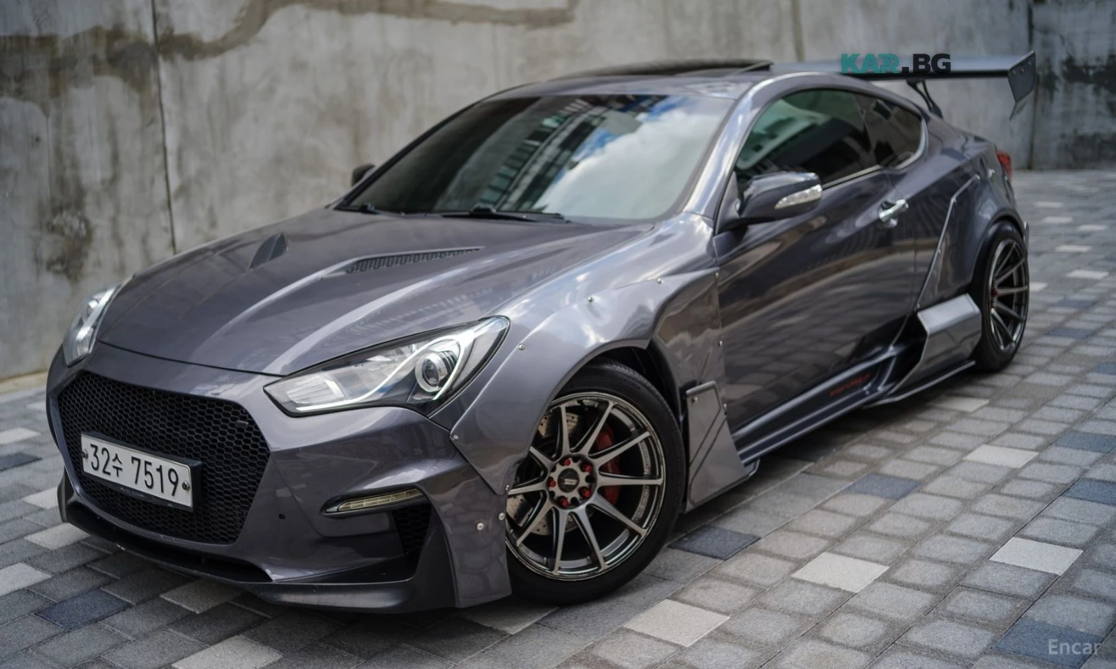 Hyundai Genesis 200 Turbo S* PERSONAL BODYKIT* CARBON* * BREMBO | Auto.bg — изображение 1 Hyundai Genesis 200 Turbo S* PERSONAL BODYKIT* CARBON* * BREMBO | Auto.bg — изображение 1