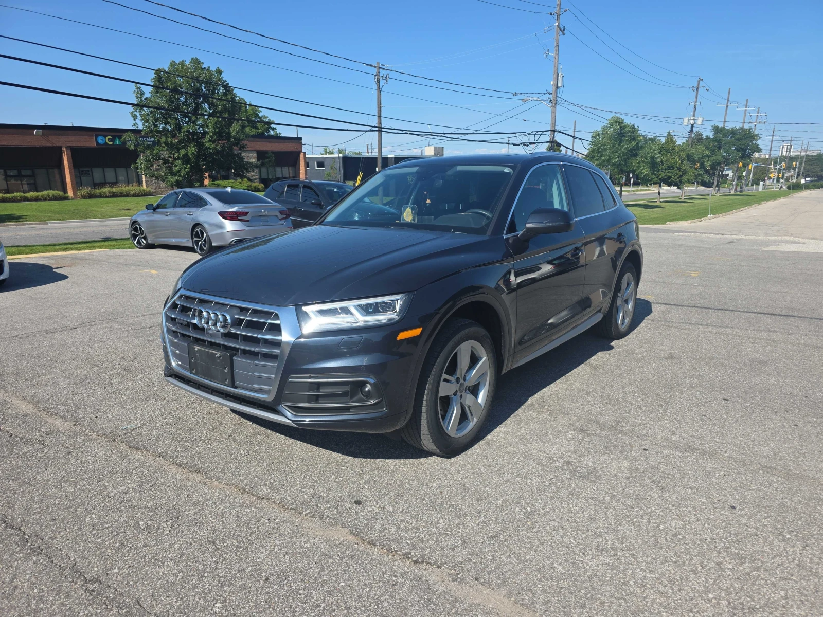 Audi Q5 * Technik * DISTRONIC* CARFAX* | Auto.bg — изображение 1 Audi Q5 * Technik * DISTRONIC* CARFAX* | Auto.bg — изображение 1