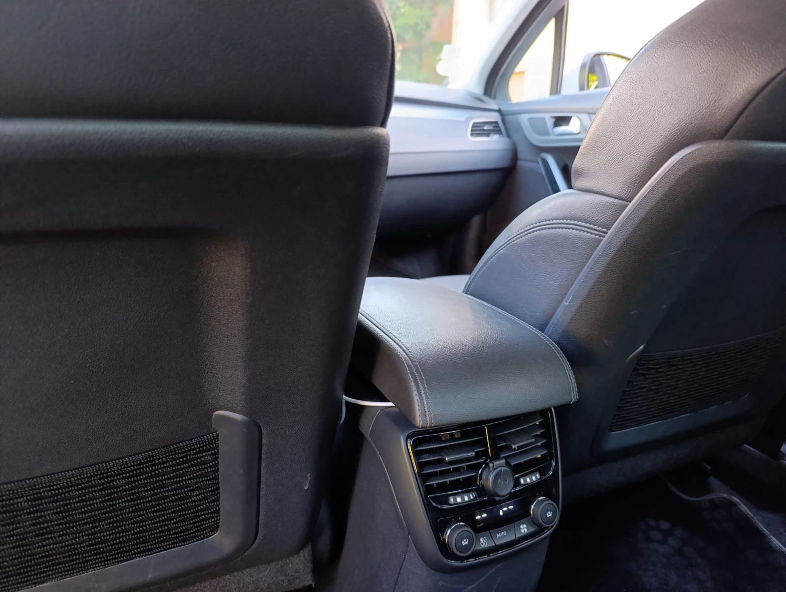 Peugeot 508 2.0 hdi 181 к.с. - изображение 8 | Auto.bg Peugeot 508 2.0 hdi 181 к.с. - изображение 8